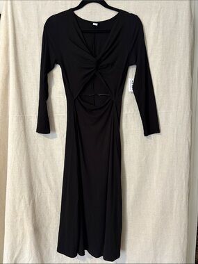 Old Navy Black Twist-Front Cutout Long Sleeve Midi Dress